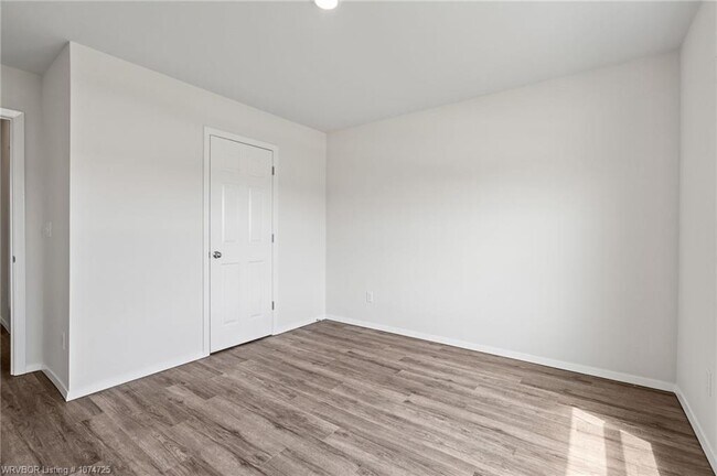 Building Photo - 7709 Windflower Ln
