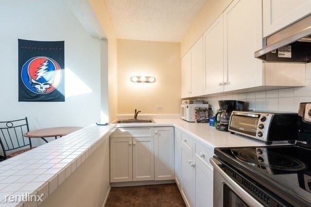Foto del edificio - 2225 N Lincoln Ave
