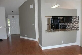 Building Photo - 13907 SW 91st Terrace