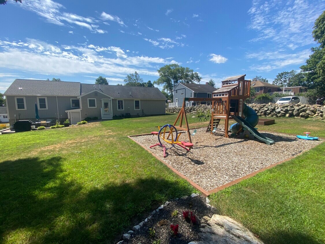 85 Pond St, Avon, MA 02322 Condo for Rent in Avon, MA