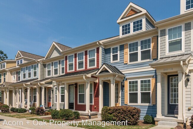 Building Photo - 3 br, 3.5 bath House - 2801 Wilshire Hill ...