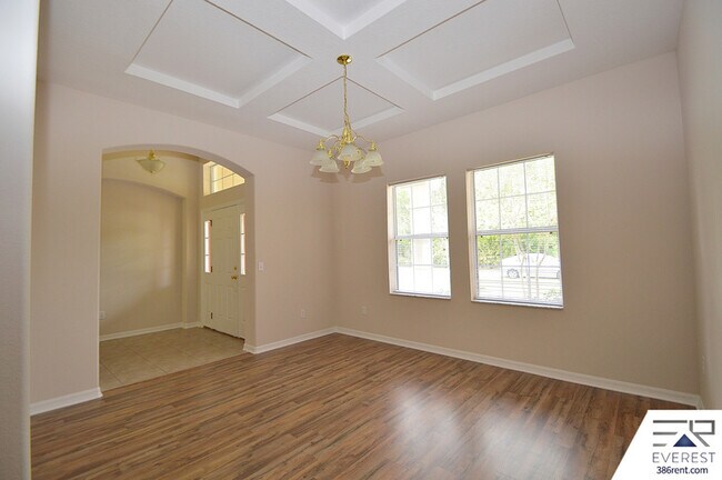 Building Photo - 40 Persimmon Dr