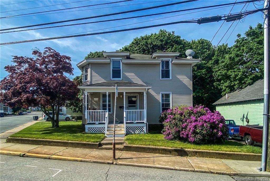 Primary Photo - 143 Poquonnock Rd
