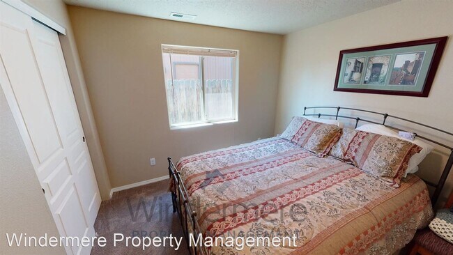 Building Photo - 3 br, 2 bath House - 1262 SW Carver