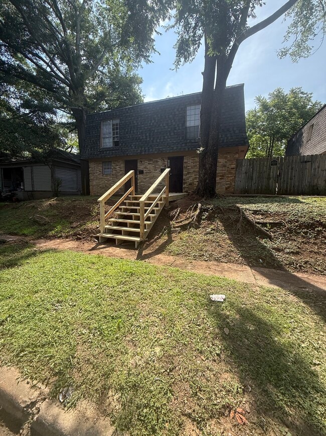 Building Photo - 7805 3rd Ave S