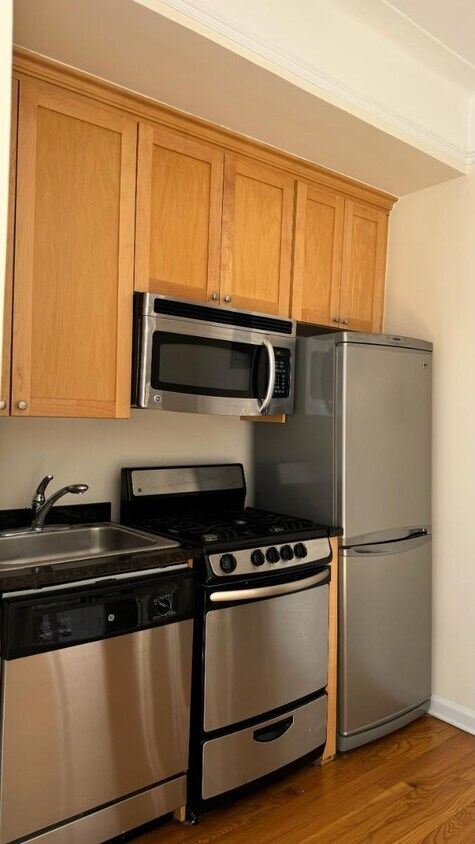 Foto del edificio - 117 W 13th St