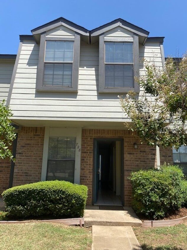 728 W Collins St, Denton, TX 76201 House Rental in Denton, TX