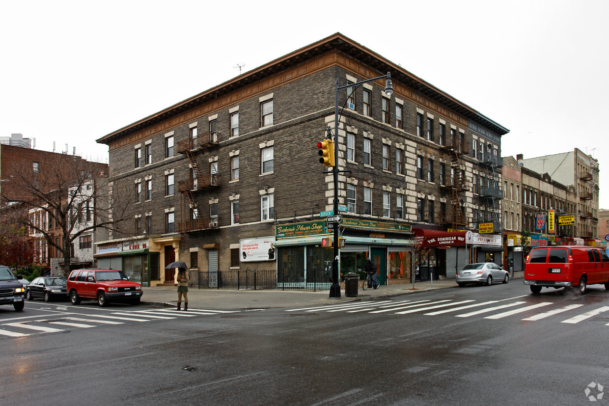 Foto principal - 621 Nostrand Ave