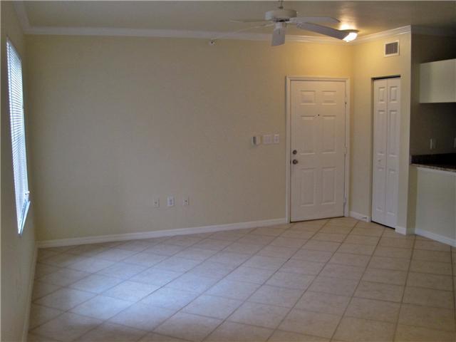 Building Photo - 6533 Emerald Dunes Dr