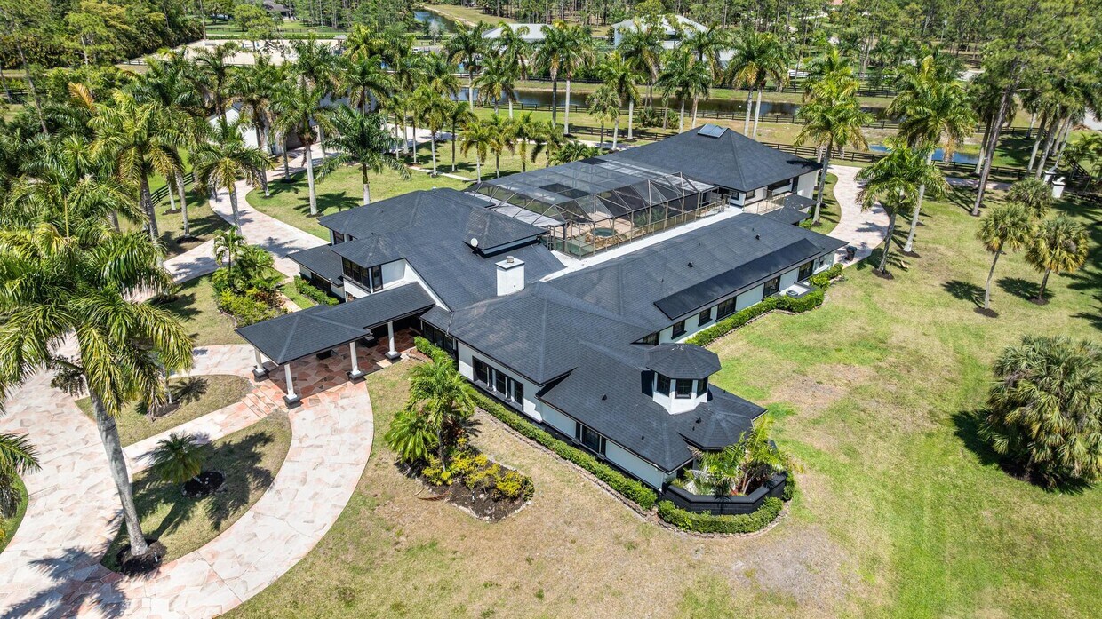 Primary Photo - 6186 Duckweed Rd