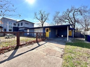 Building Photo - 1909 Morrow St