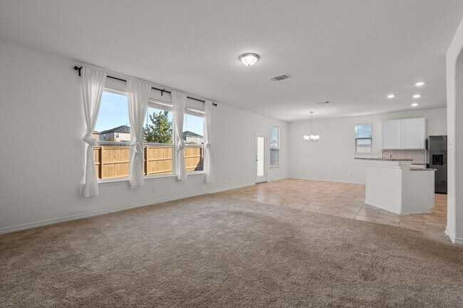 Foto del edificio - 3420 Taurus Sky