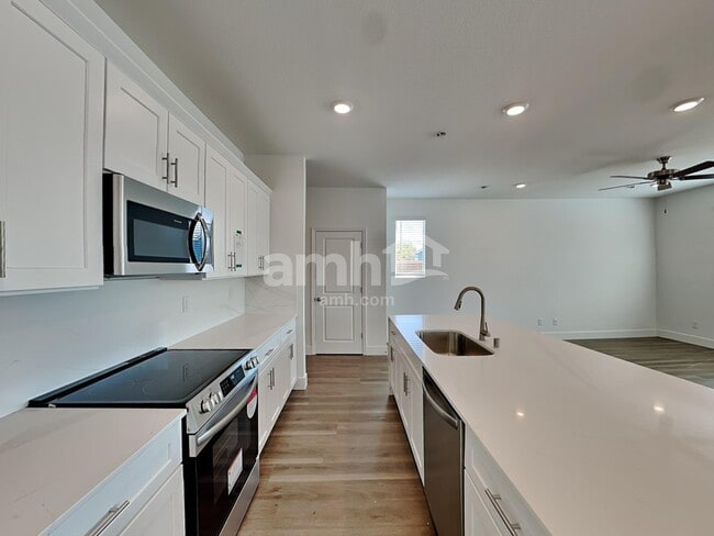 Building Photo - 8055 Braavos Peninsula Ave