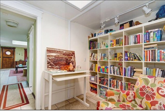 Foto del edificio - 4117 33rd St