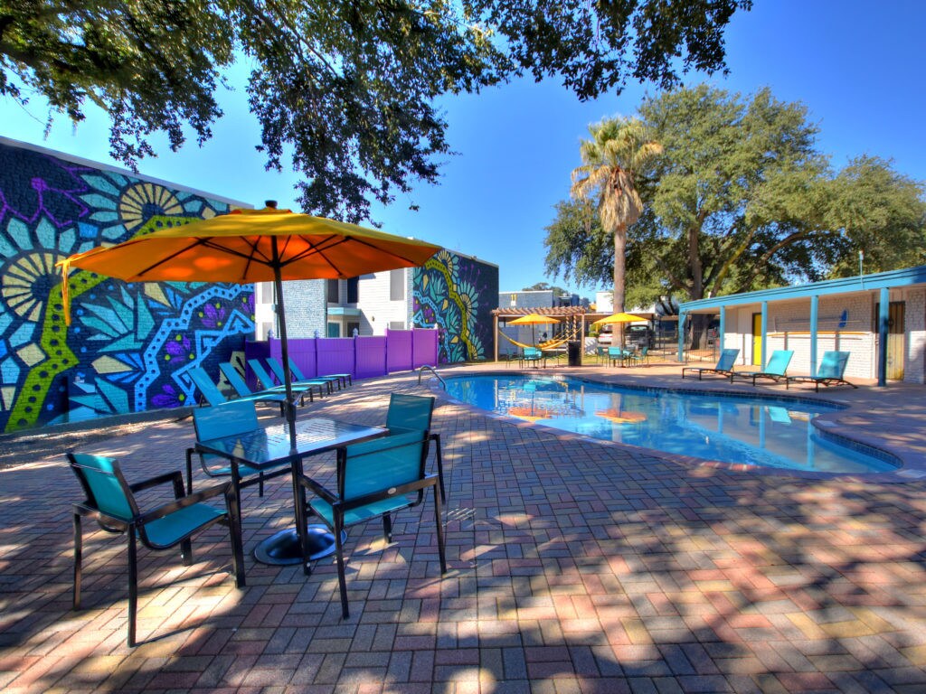 Azure Apartments and Townhomes (NEW OWNERS) 1212 Westheimer Dr Austin