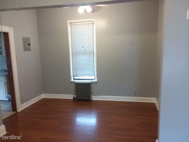 Building Photo - 30 Suydam St