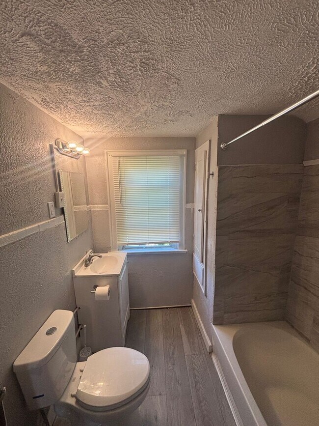 Building Photo - 8311 Decker Ave