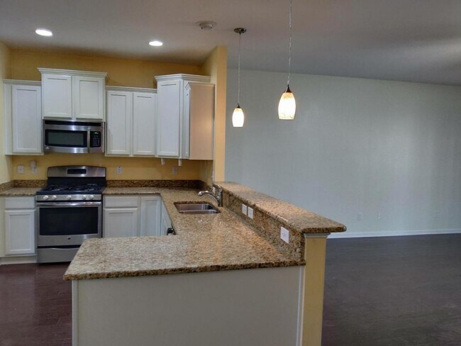 Building Photo - 128 Carolina Wren Ave