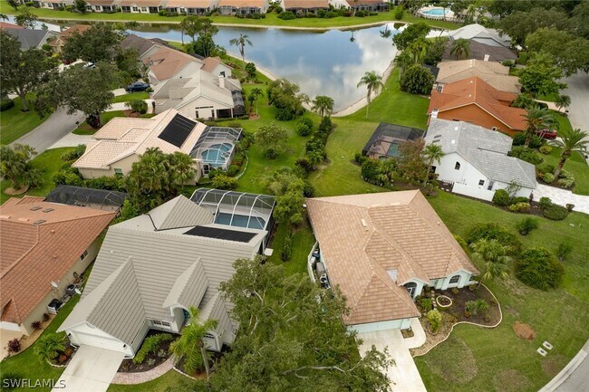 Building Photo - 11394 Waterford Village Dr