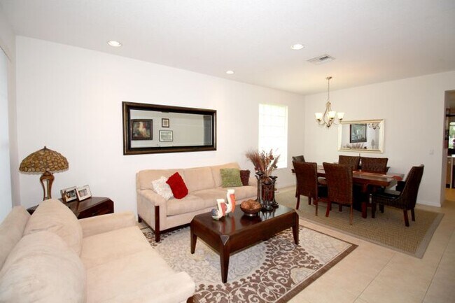 Building Photo - 588 Belle Grove Ln