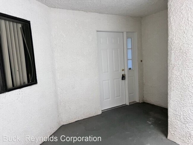 Building Photo - 2 br, 1.5 bath House - 2022 Merril Ln 8i