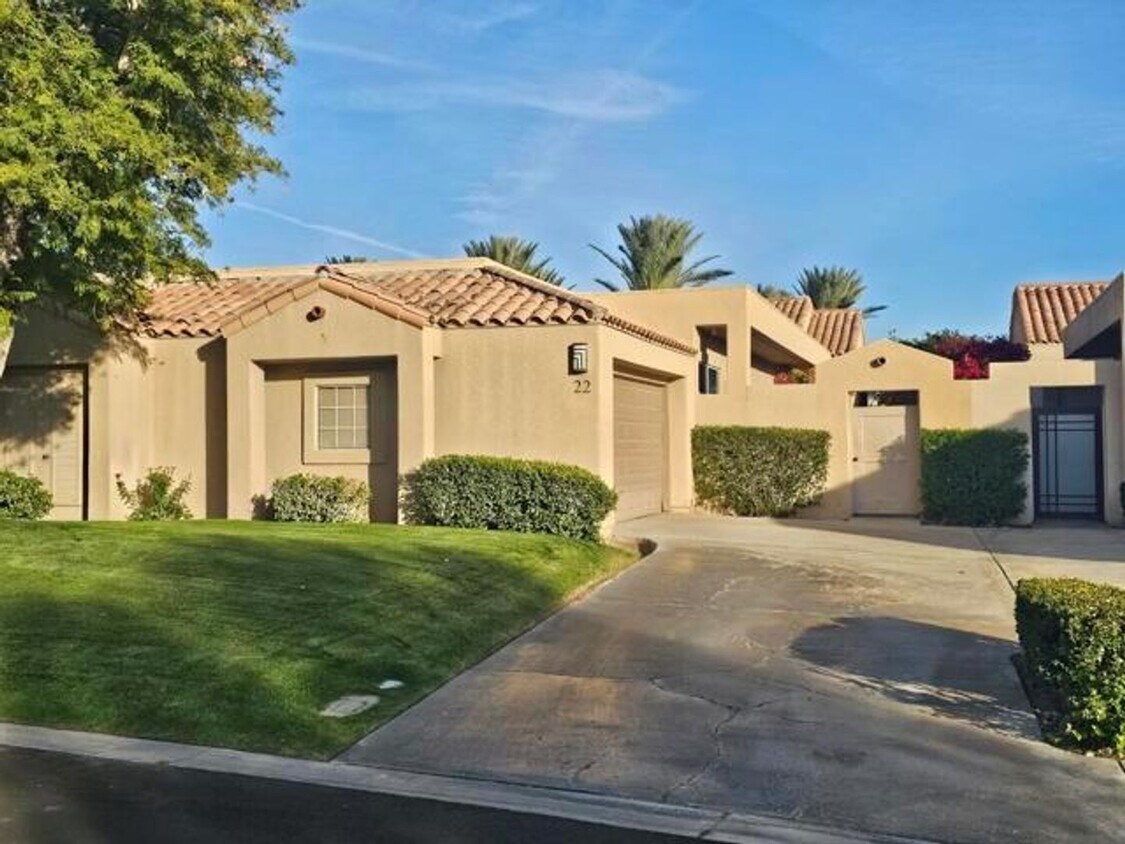 Foto principal - Mission Hills Country Club Home