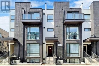 Building Photo - 32 Fieldway Rd