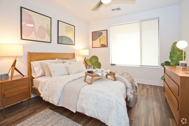 1BR, 1BA - 1B-2 - 744 SF - Trovita Rio