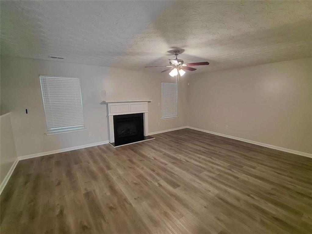 Building Photo - 5573 Rock Lake Dr