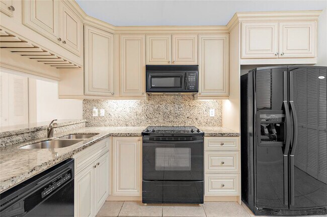 Photo - 7535 La Paz Blvd Apartment