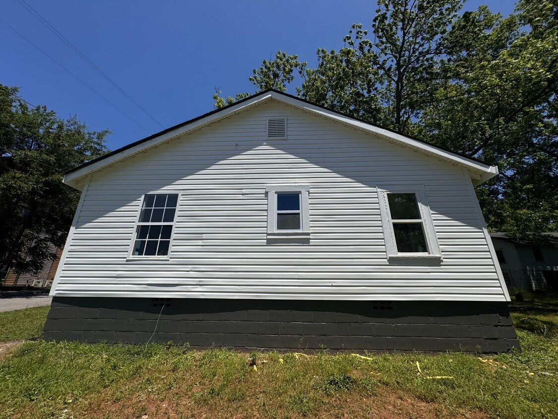 Foto del edificio - 1107 Myrtle St SW