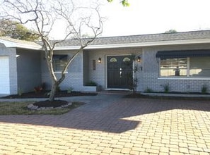 Building Photo - 725 Patricia Ave Building Photo - 725 Patricia Ave