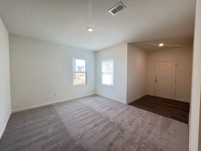 Photo - 119 Pond Ct House