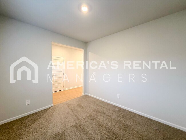 Foto del edificio - 15725 Ruthie Lynn Dr