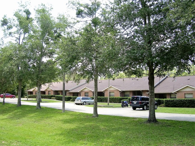 20 Unit Apartment Bldg - Citrus Park Apartments