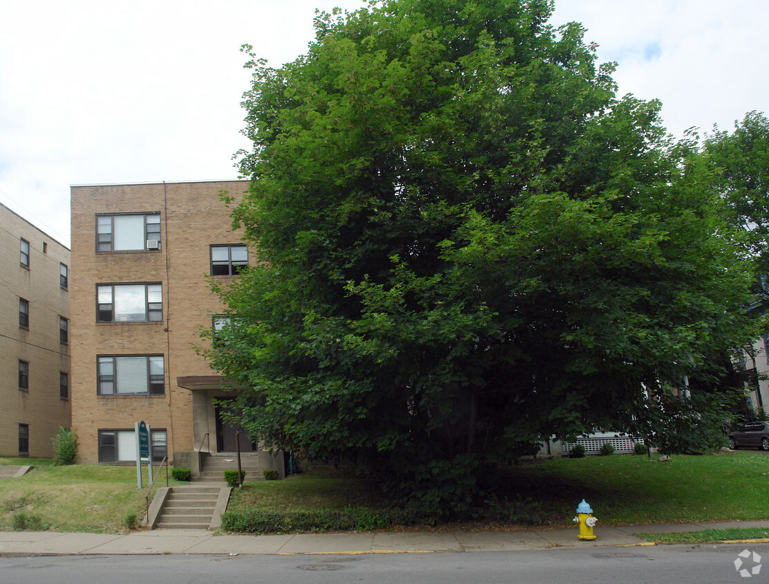 Building Photo - Stephen Foster