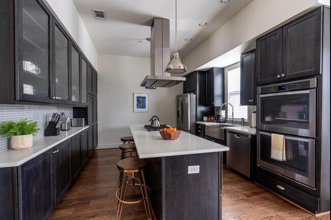 Foto del edificio - 2525 Fairmount St