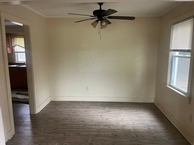 Foto del edificio - 2 Bed, 1 Bath House