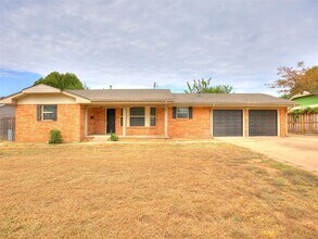 Building Photo - 412 Sundown Dr