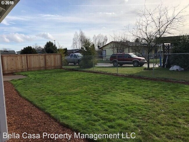 Foto del edificio - 3 br, 2 bath House - 754 Summerfield Street