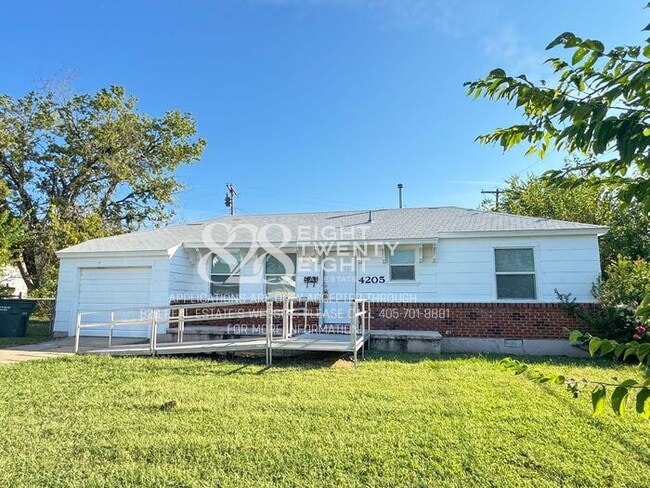 Building Photo - Cute 2 Bed/1 Bath Single Family Home in De...
