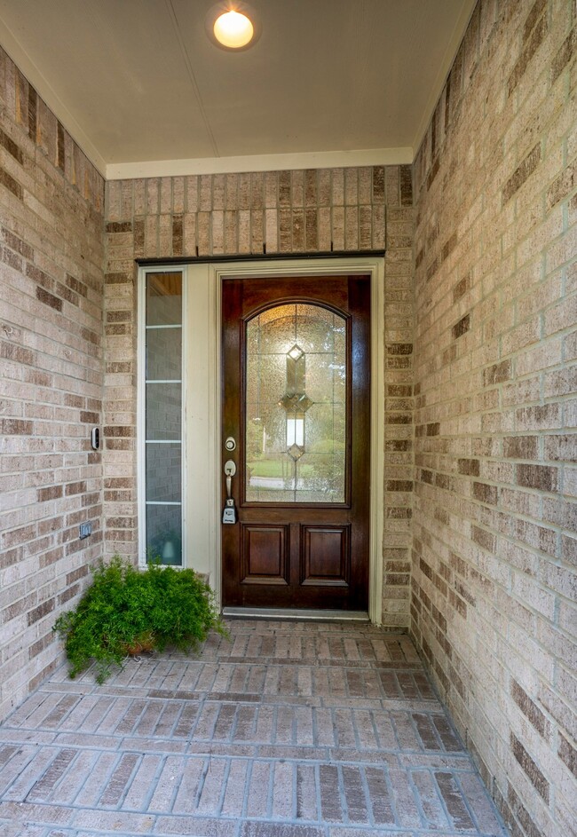 Building Photo - 23 N Regan Mead Cir