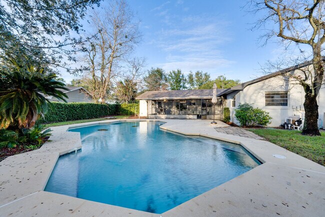 Foto del edificio - 8644 Sandberry Blvd