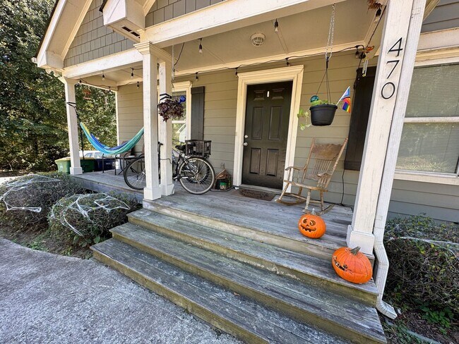 Photo - Town Cottage Avaiable for August 2026 House