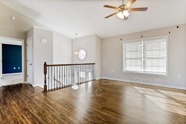 Building Photo - 29 Peking Ln