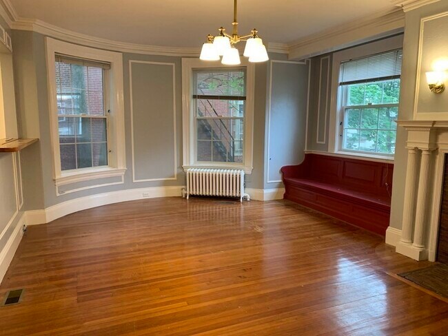Building Photo - 15 Braemore Rd