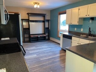 Kitchen - 1805 25th Ave