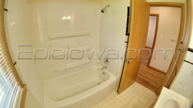 Foto del edificio - 214 24th St NW