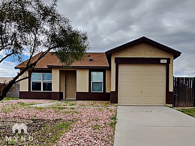 Building Photo - 11903 W Cabrillo Dr