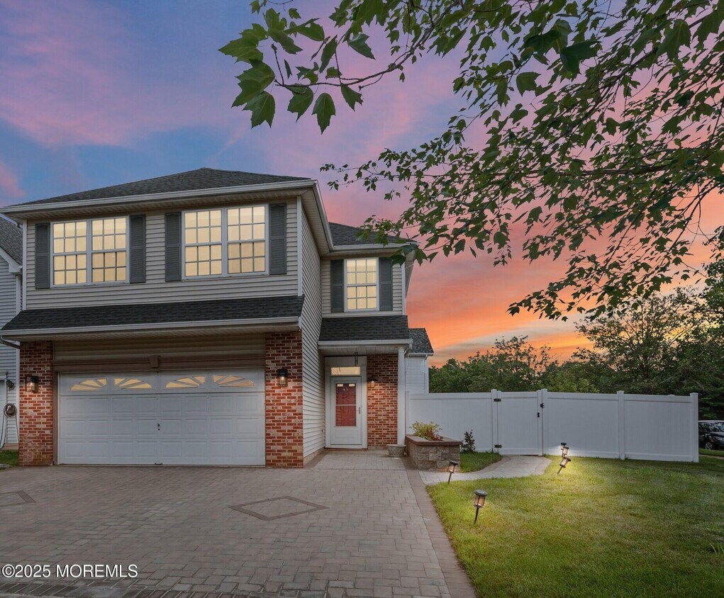 Foto principal - 41 Tall Oaks Ct